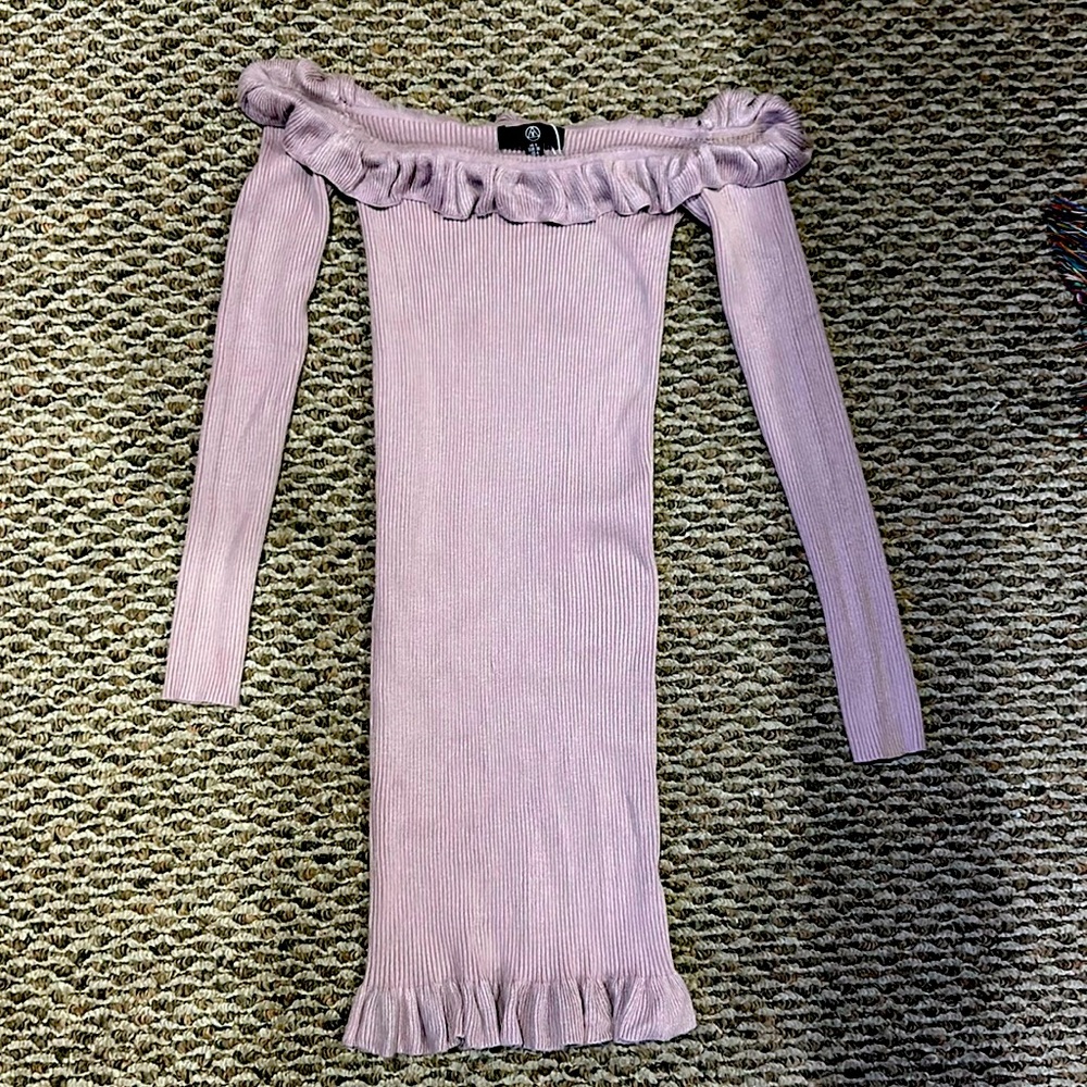 Bodycon off-shoulder ruffle trim dress